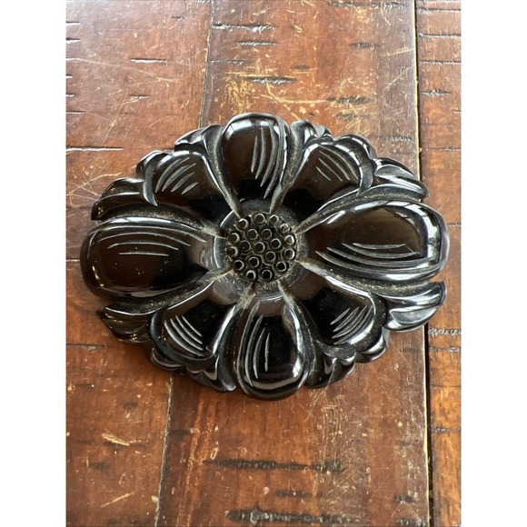 The Unbranded Brand Jewelry - Bakelite Large Black Brooch Floral Carved Detailed Pierced Pin